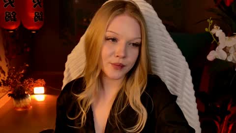 ChloeWight online show from 04/03/26, 09:29