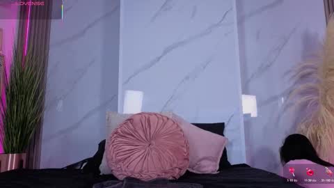 Chlooe online show from 02/03/26, 01:37