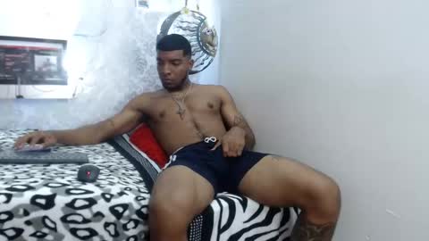 Snapshot of choco_hornyx18 chatting on 09/22/25, 05:09 Choco online show from 09/22/25, 05:09