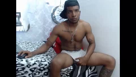 Snapshot of choco_hornyx18 chatting on 09/25/25, 05:55 Choco online show from 09/25/25, 05:55