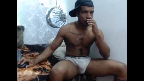 Snapshot of choco_hornyx18 chatting on 10/02/25, 05:03 Choco online show from 10/02/25, 05:03