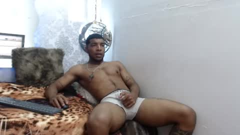 Snapshot of choco_hornyx18 chatting on 10/09/25, 04:10 Choco online show from 10/09/25, 04:10