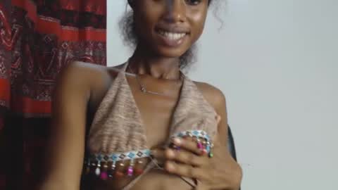 Snapshot of choco_petitqueen chatting on 12/10/24, 07:22 choco_petitqueen online show from 12/10/24, 07:22