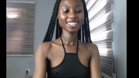 choco_petitqueen online show from 11/12/25, 07:42