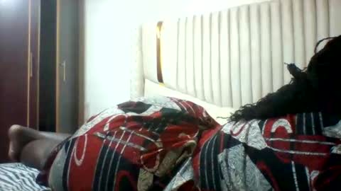 chocobabe002 online show from 11/23/25, 02:00