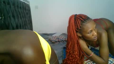 chocobear22 online show from 12/02/25, 10:20