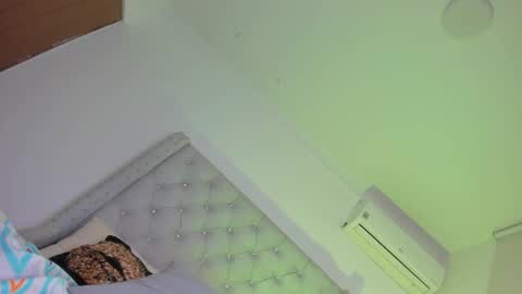 chocobunny1 online show from 11/25/25, 12:27