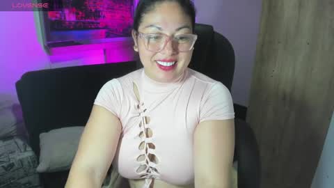 chocobunny_1 online show from 05/15/26, 11:56