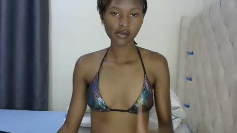 Snapshot of chocokity chatting on 10/18/25, 04:30 chocokity online show from 10/18/25, 04:30