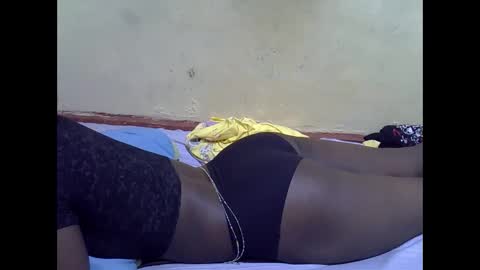 Snapshot of chocolate_baby3 chatting on 12/19/25, 07:15 chocolate_baby3 online show from 12/19/25, 07:15