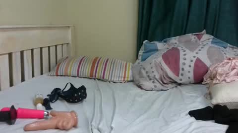 chocolate_candiee online show from 11/15/25, 11:32