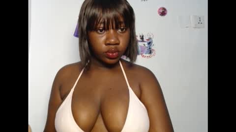 Snapshot of chocolateassgirl61 chatting on 09/11/25, 08:36 chocolateassgirl61 online show from 09/11/25, 08:36