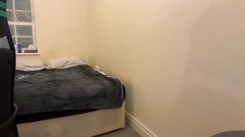 Snapshot of chocolatebunnycakez chatting on 12/15/25, 10:58 chocolatebunnycakez online show from 12/15/25, 10:58