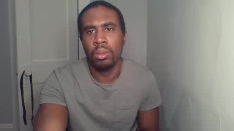 Snapshot of chocolatedolla chatting on 02/21/25, 01:33 chocolatedolla online show from 02/21/25, 01:33