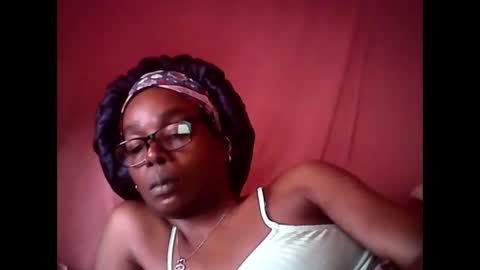 chocolatedrop_ online show from 02/08/26, 02:31