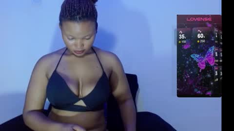 chocolatemilkebony online show from 02/24/25, 10:26