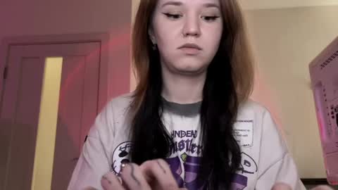 Lissa online show from 04/18/26, 01:48