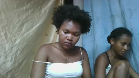 Snapshot of chololatblonde chatting on 02/14/26, 01:19 chololatblonde online show from 02/14/26, 01:19