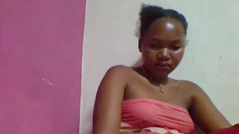 Snapshot of chololatblonde chatting on 02/27/26, 10:32 chololatblonde online show from 02/27/26, 10:32