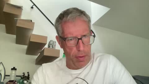 Snapshot of choupipat1 chatting on 06/09/26, 05:52 choupipat1 online show from 06/09/26, 05:52