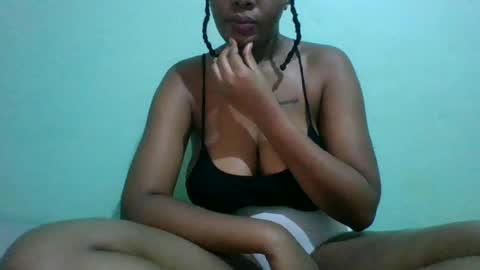 Snapshot of chr153087 chatting on 06/24/26, 06:12 chr153087 online show from 06/24/26, 06:12