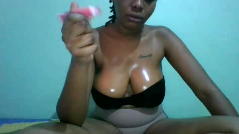 Snapshot of chr153087 chatting on 07/19/26, 06:17 chr153087 online show from 07/19/26, 06:17