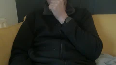 Snapshot of chris13abcd chatting on 01/15/26, 08:41 chris13abcd online show from 01/15/26, 08:41