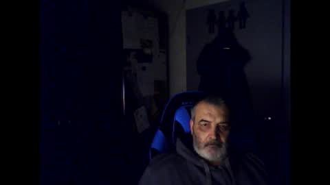 Chris online show from 11/16/25, 05:35