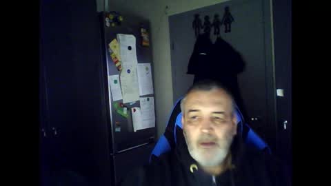 Snapshot of chris250268 chatting on 05/03/26, 05:46 Chris online show from 05/03/26, 05:46