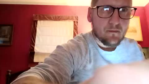 Christopher the Blue-Eye Guy online show from 10/26/25, 10:25