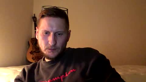 Christopher the Blue-Eye Guy online show from 11/23/25, 07:08