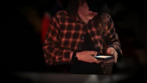 Chris online show from 04/23/26, 05:37