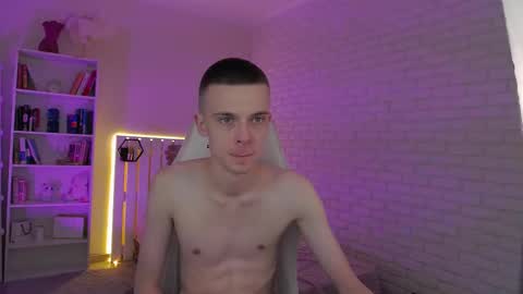   Chris Brown  online show from 02/21/25, 04:16