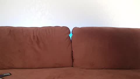 Snapshot of chris_19rown chatting on 10/08/25, 06:05 chris_19rown online show from 10/08/25, 06:05