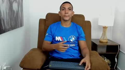 Snapshot of chris_arthus chatting on 07/17/26, 12:28 Chris online show from 07/17/26, 12:28