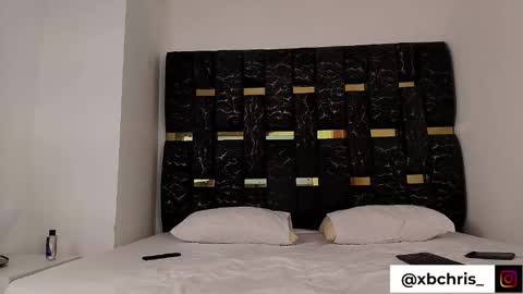 Chris B online show from 09/19/25, 06:19