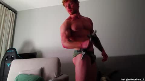 redhead thief of sausages and hearts online show from 02/09/26, 03:54