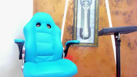 Snapshot of chris_evans00 chatting on 02/22/26, 12:47 chris_evans00 online show from 02/22/26, 12:47