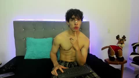 Chris Evans online show from 11/24/25, 11:37