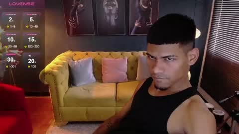 chris online show from 06/03/26, 07:19