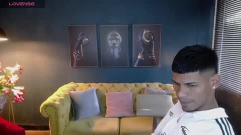 chris online show from 06/16/26, 07:05