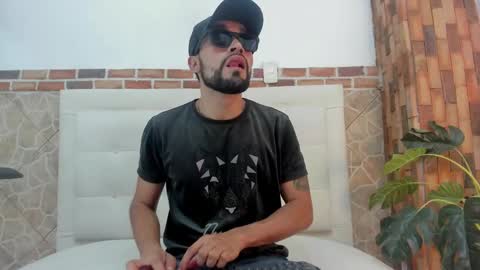 chris_kizz online show from 12/04/24, 11:08