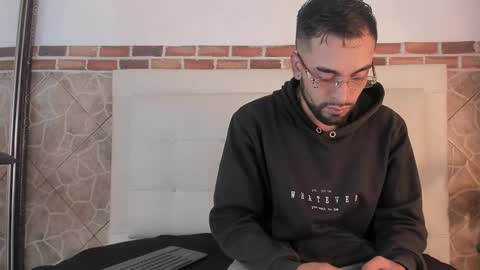 chris_kizz online show from 12/07/24, 11:29