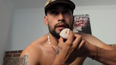 chris_kizz online show from 12/19/24, 06:45