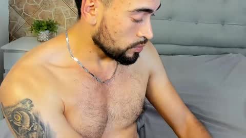 chris_kizz online show from 12/19/24, 09:51