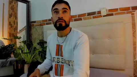 chris_kizz online show from 01/12/25, 10:43