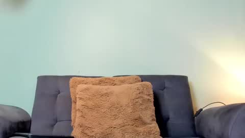 Snapshot of chris_macgregoor chatting on 02/12/25, 03:29 Chriz online show from 02/12/25, 03:29