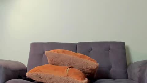 Snapshot of chris_macgregoor chatting on 02/19/25, 05:16 Chriz online show from 02/19/25, 05:16