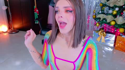 juli   Instagram july rv17 - Twitter juli rv17     online show from 12/23/24, 12:08