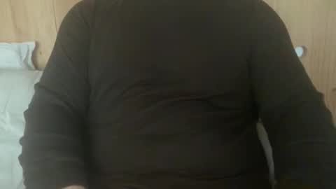 chris_topher_francis online show from 04/10/26, 05:06